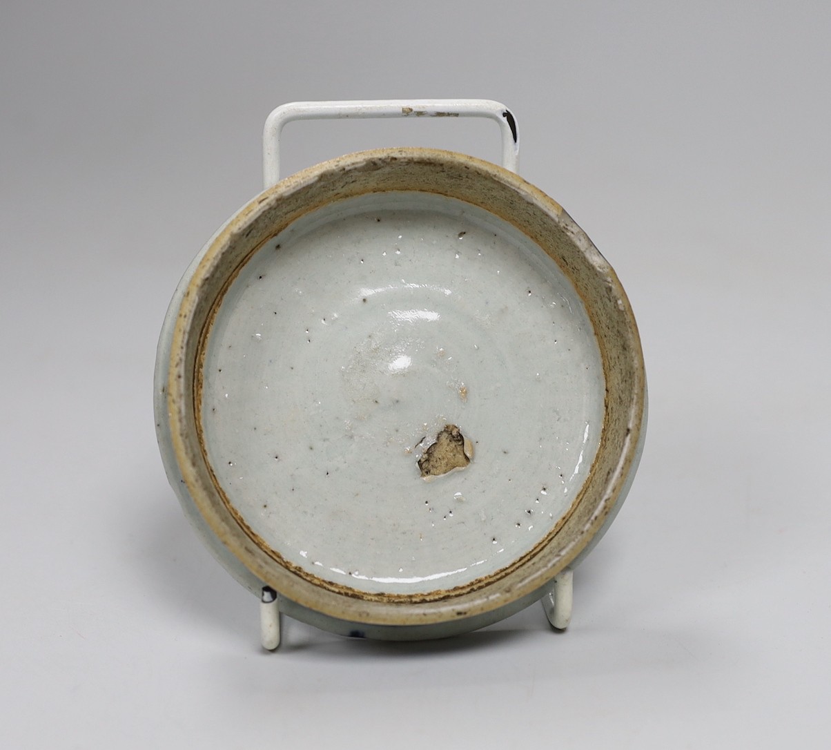 Assorted Chinese ceramics and a Chinese carved hardstone plaque, 7cms wide